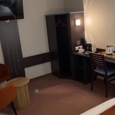 Hotel Akena City Caudry Luaran gambar