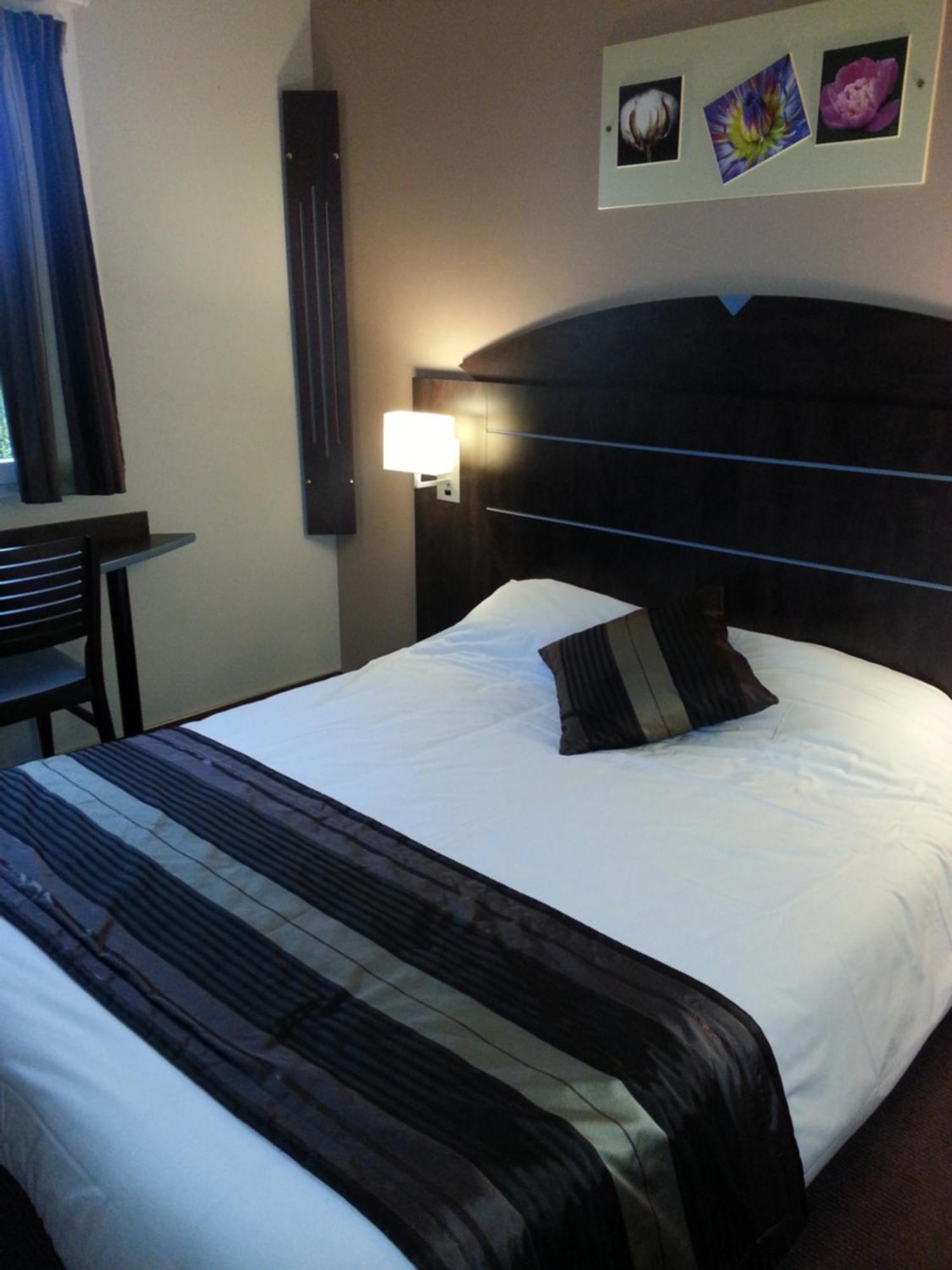 Hotel Akena City Caudry Luaran gambar