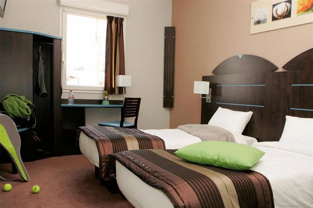 Hotel Akena City Caudry Luaran gambar